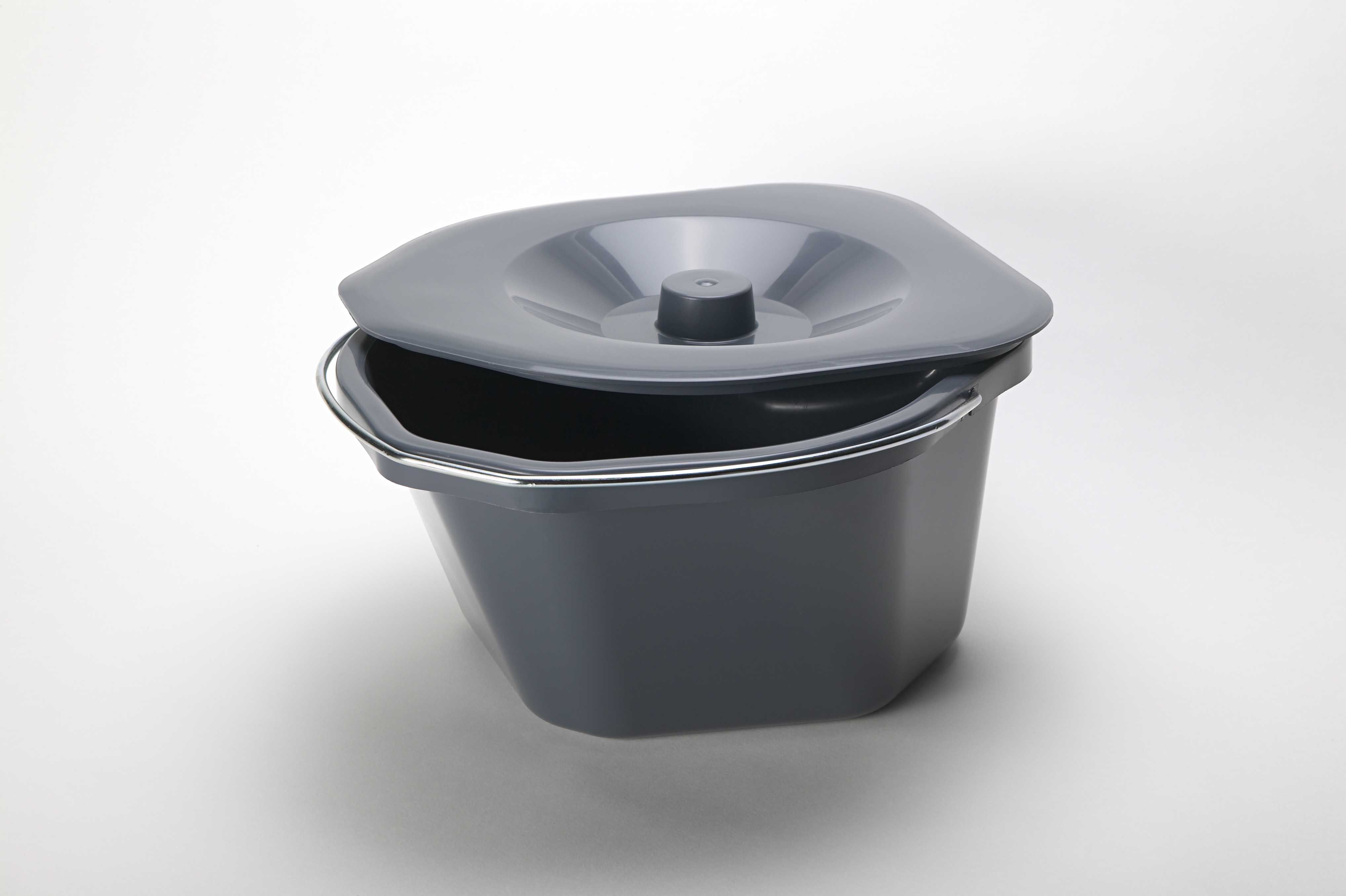 Кресло-стул инвалидное с санитарным оснащением 9062 Vermeiren купить в OrtoMir24